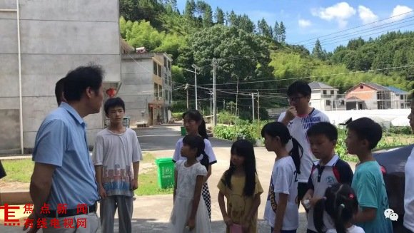 PicsArt_07-10-03.20.31.jpg PicsArt_07-10-03.20.31.jpg