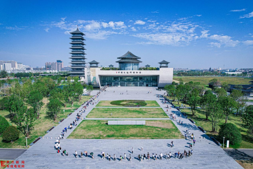 扬州中国大运河博物馆成了游客追捧的“网红馆”。 扬州市委网信办供图